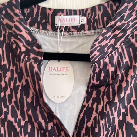 NWT print stretch sleeveless top - Picture 3 of 8